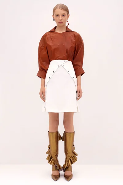 Look 18